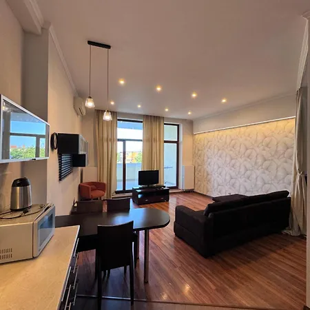 с видом на море в аркадии Apartament Odessa