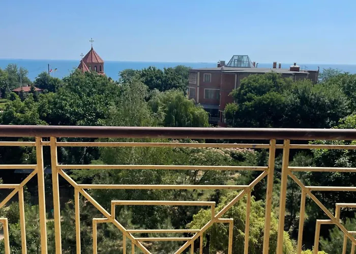 с видом на море в аркадии Apartament *