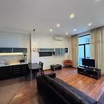 с видом на море в аркадии Appartement Odessa